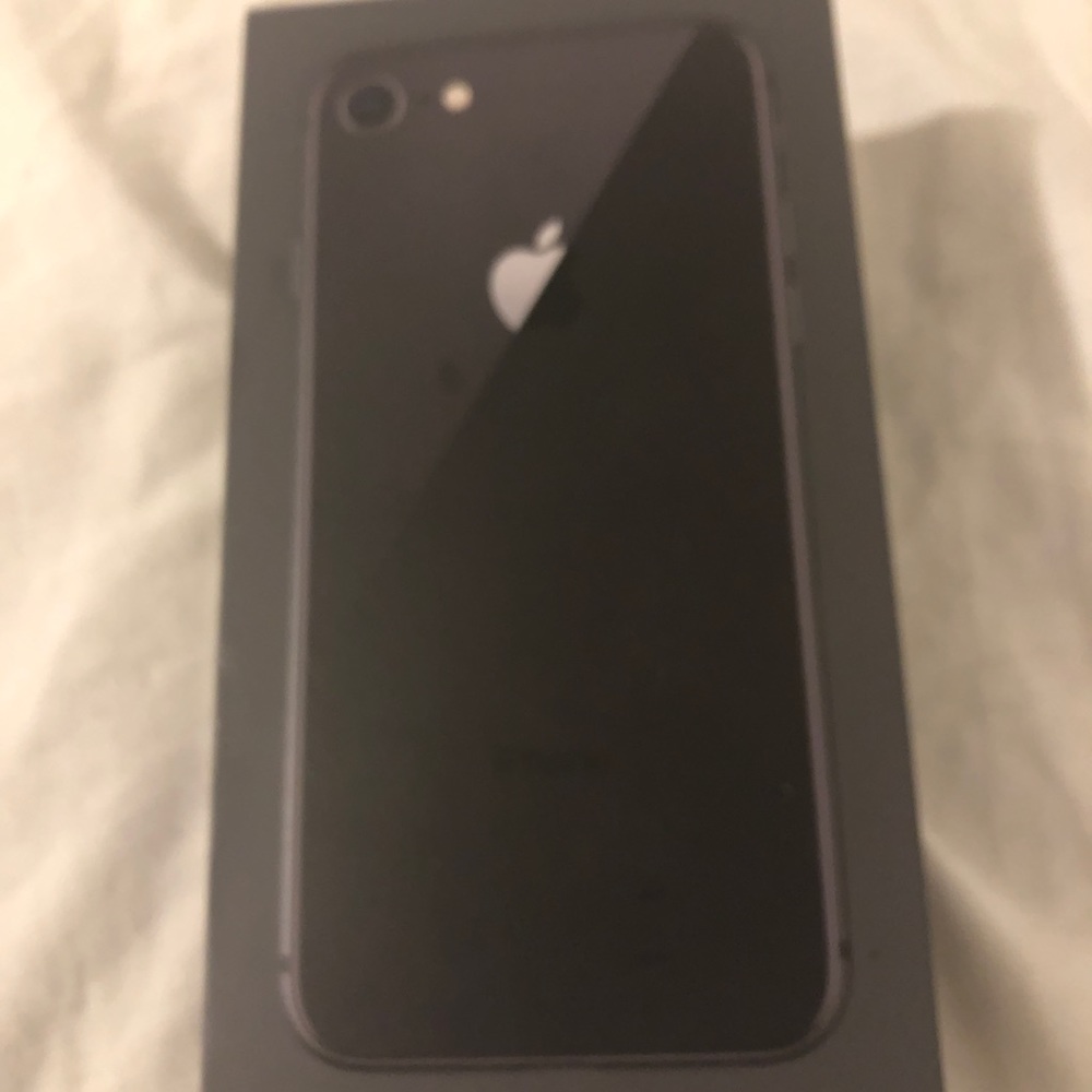 iPhone Box